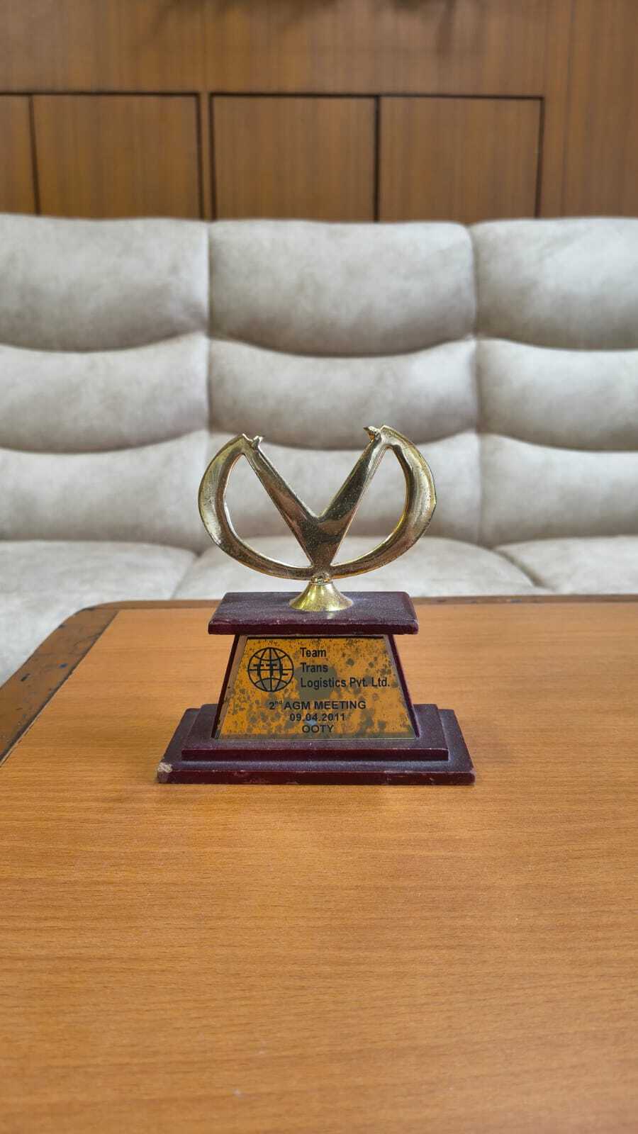 Trophy 7